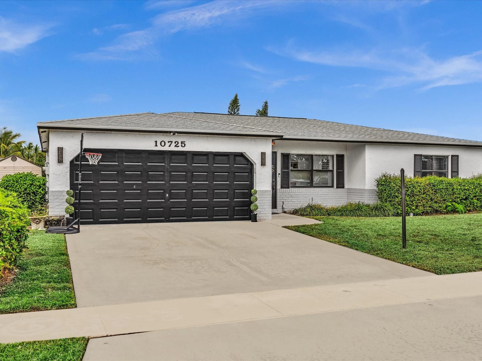 10725 Eureka Street — photo 6