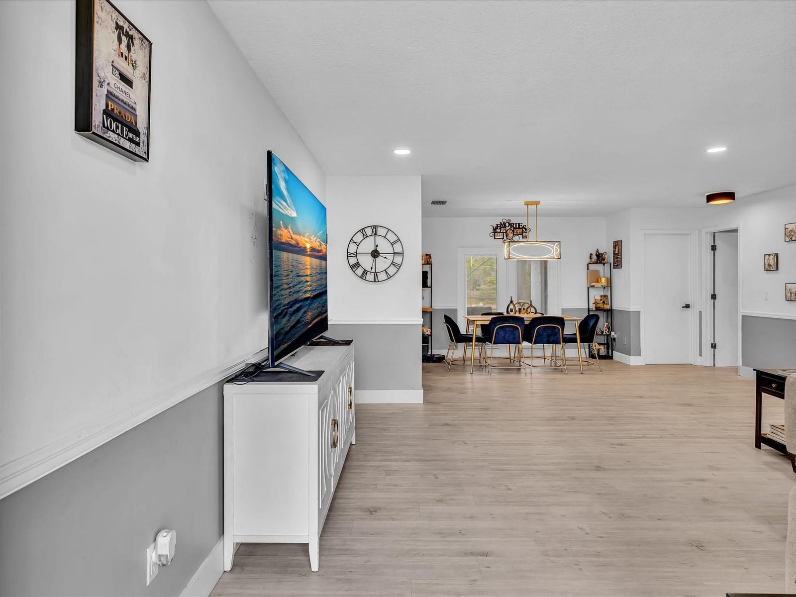 10725 Eureka Street — photo 10