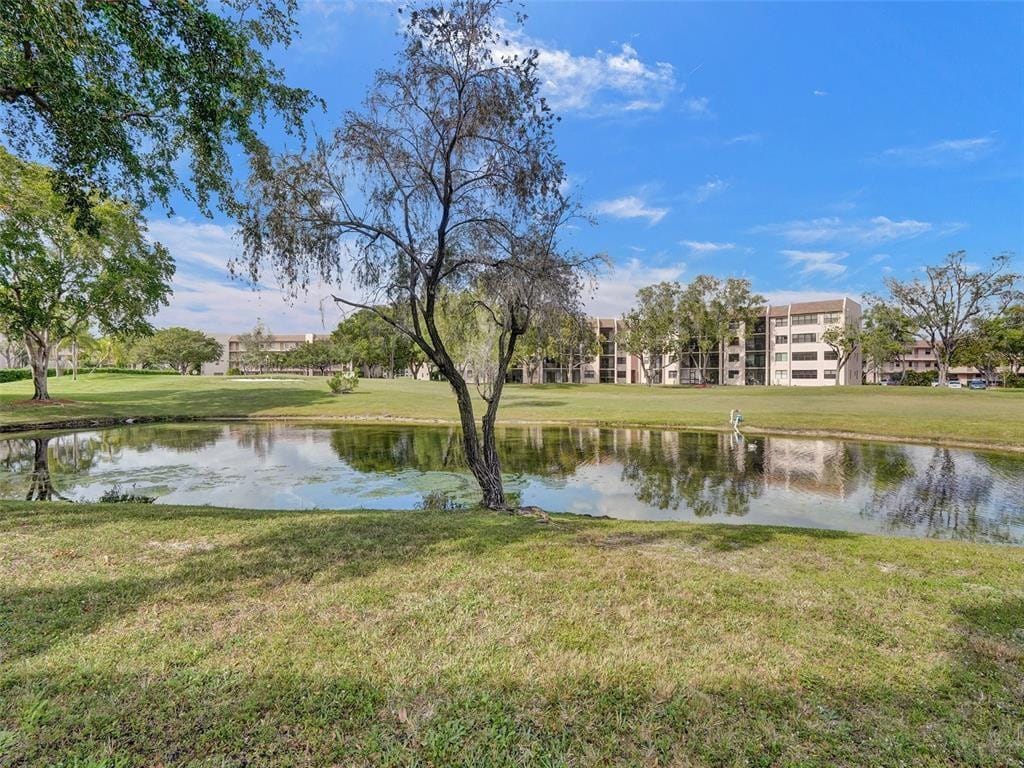 2704 NW 104th Avenue 308, Sunrise, FL 33322 photo 16