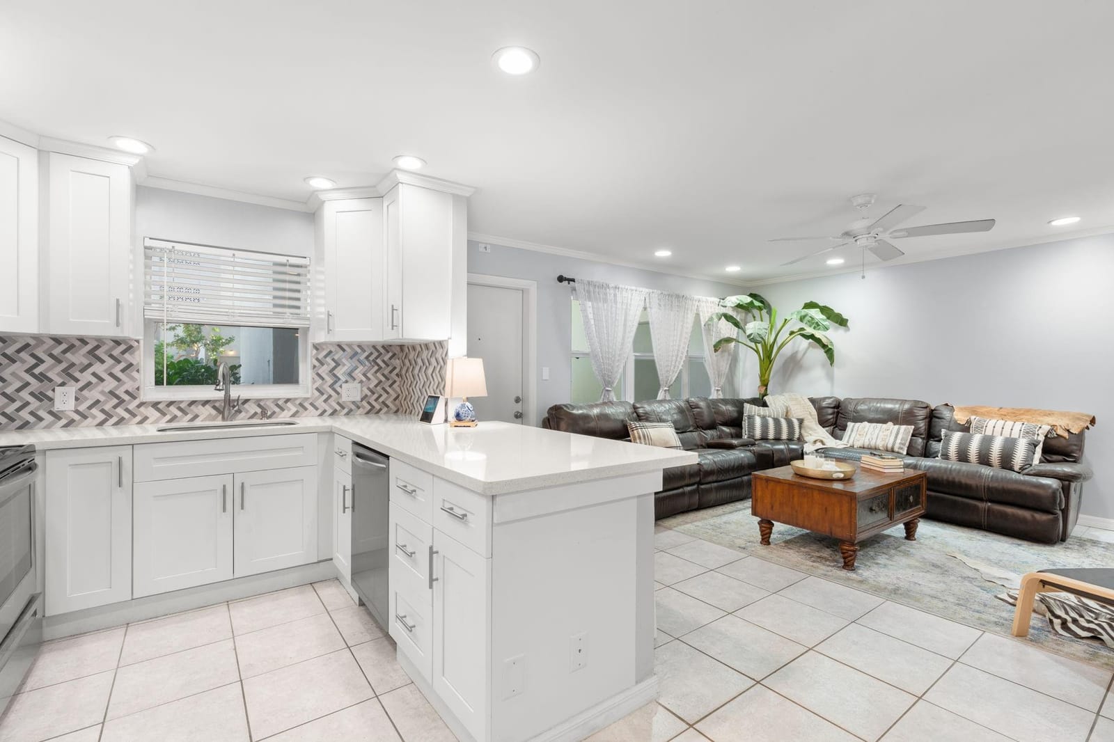 2870 NE 14th Street Causeway 102c, Pompano Beach, FL 33062