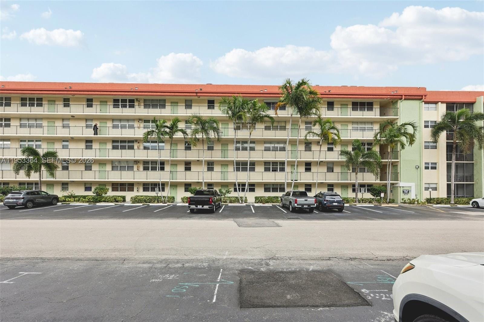 5300 NE 24th Terrace 428C, Fort Lauderdale, FL 33308 photo 2