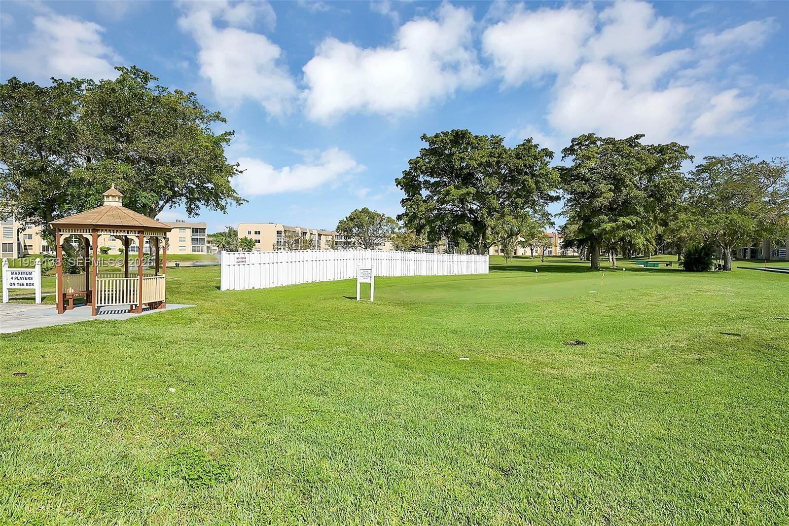 9841 Sunrise Lakes Boulevard 310, Sunrise, FL 33322 photo 20