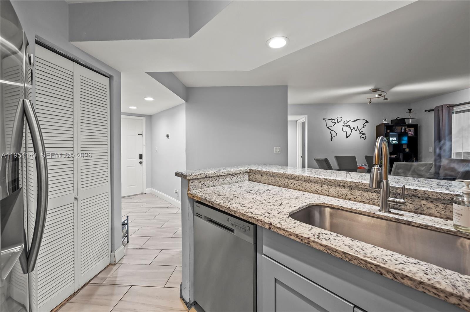 8058 NW 15th Manor 8058 — photo 3