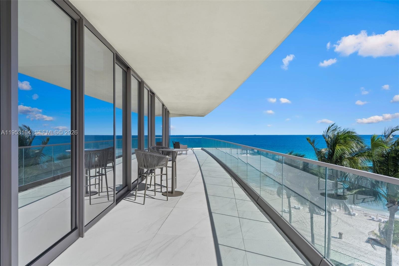 18975 Collins Avenue 400+ Cabana — photo 6