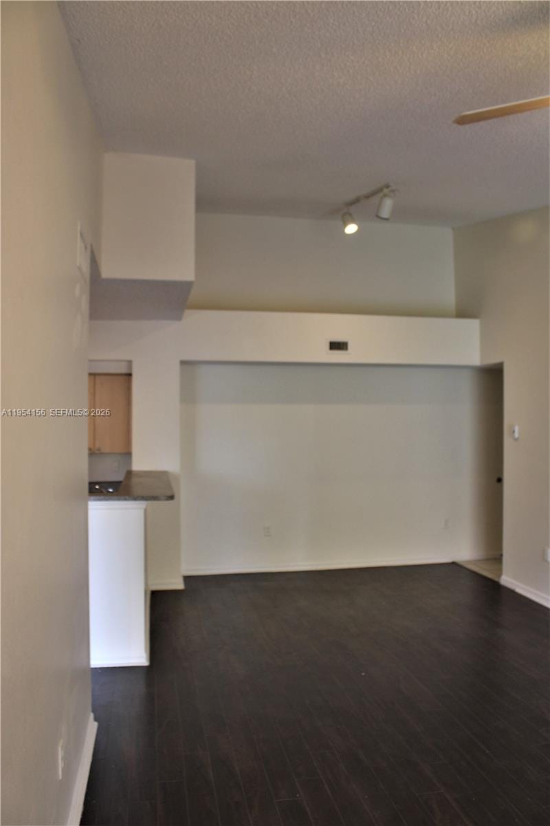 2400 E Preserve Way 304 — photo 2