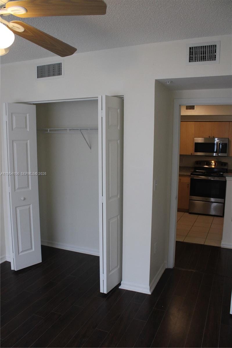 2400 E Preserve Way 304 — photo 5