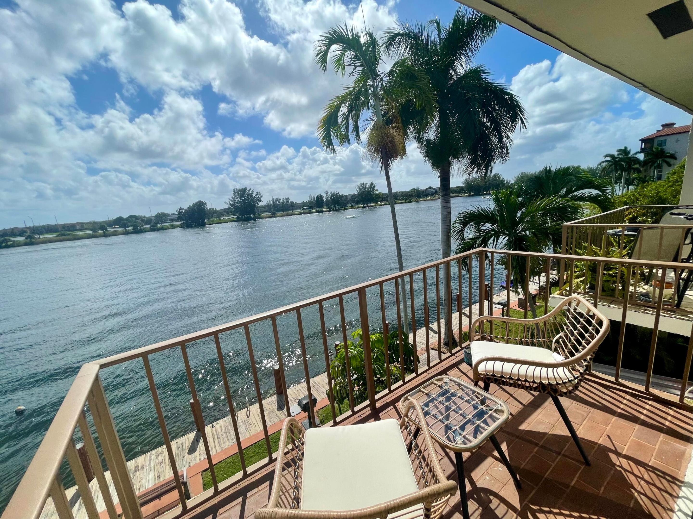 1100 Crystal Lake Drive 207, Deerfield Beach, FL 33064, Deerfield Beach