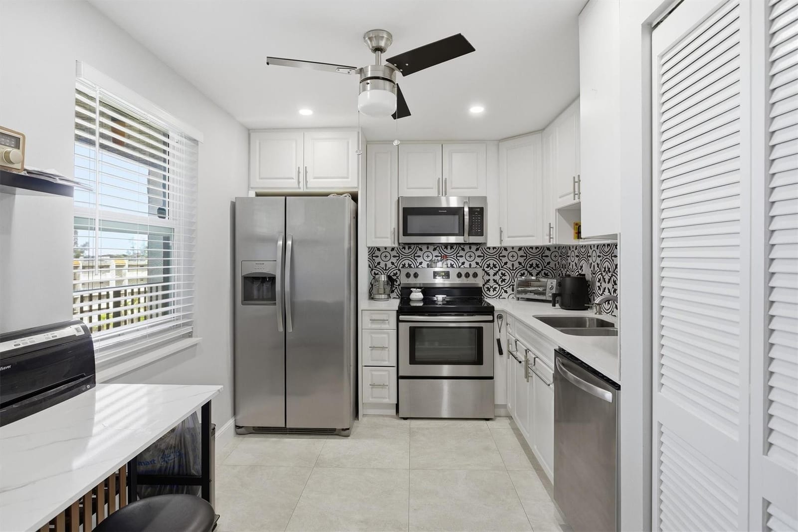 3910 Inverrary Boulevard 708-B, Lauderhill, FL 33319 photo 14