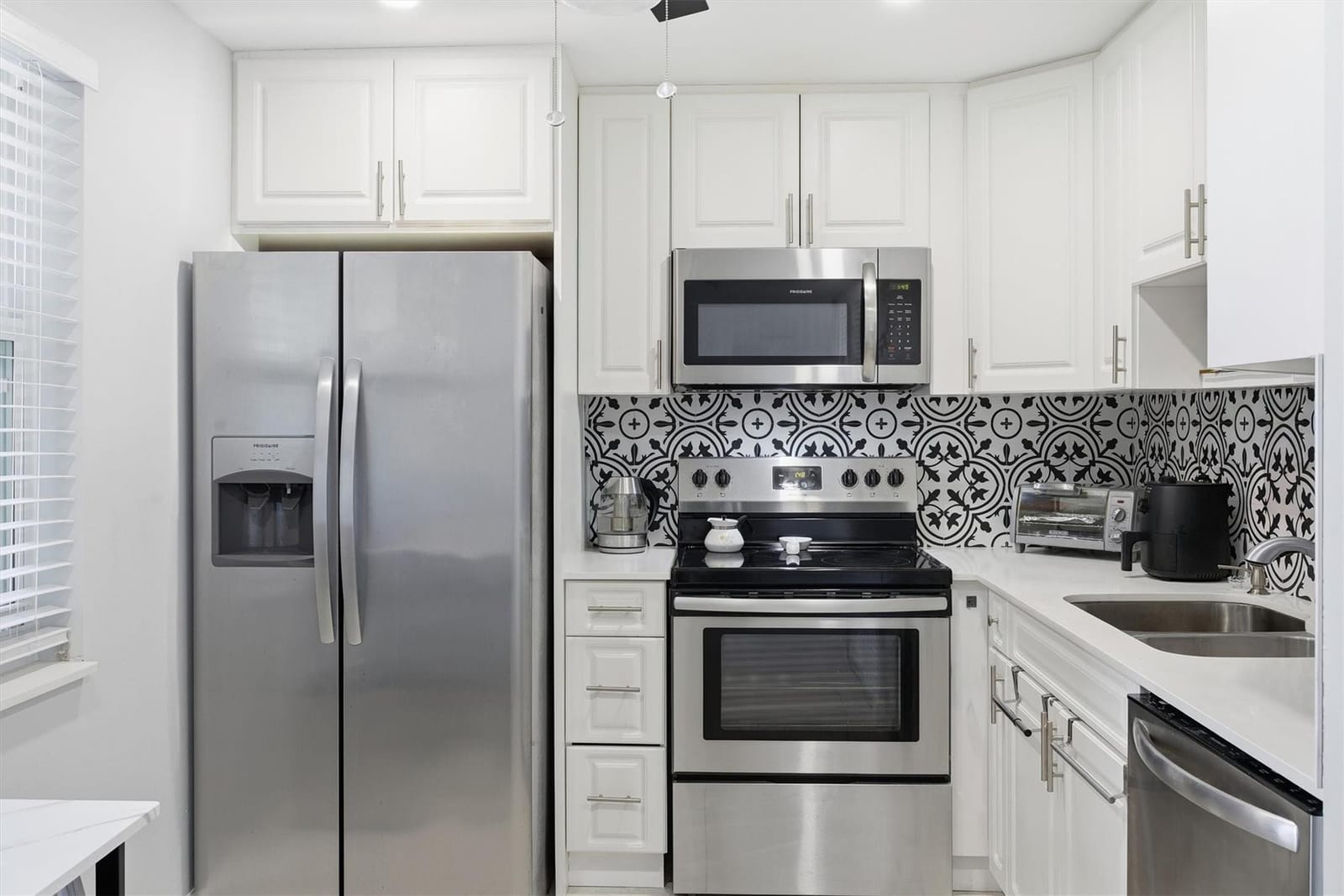 3910 Inverrary Boulevard 708-B, Lauderhill, FL 33319 photo 15
