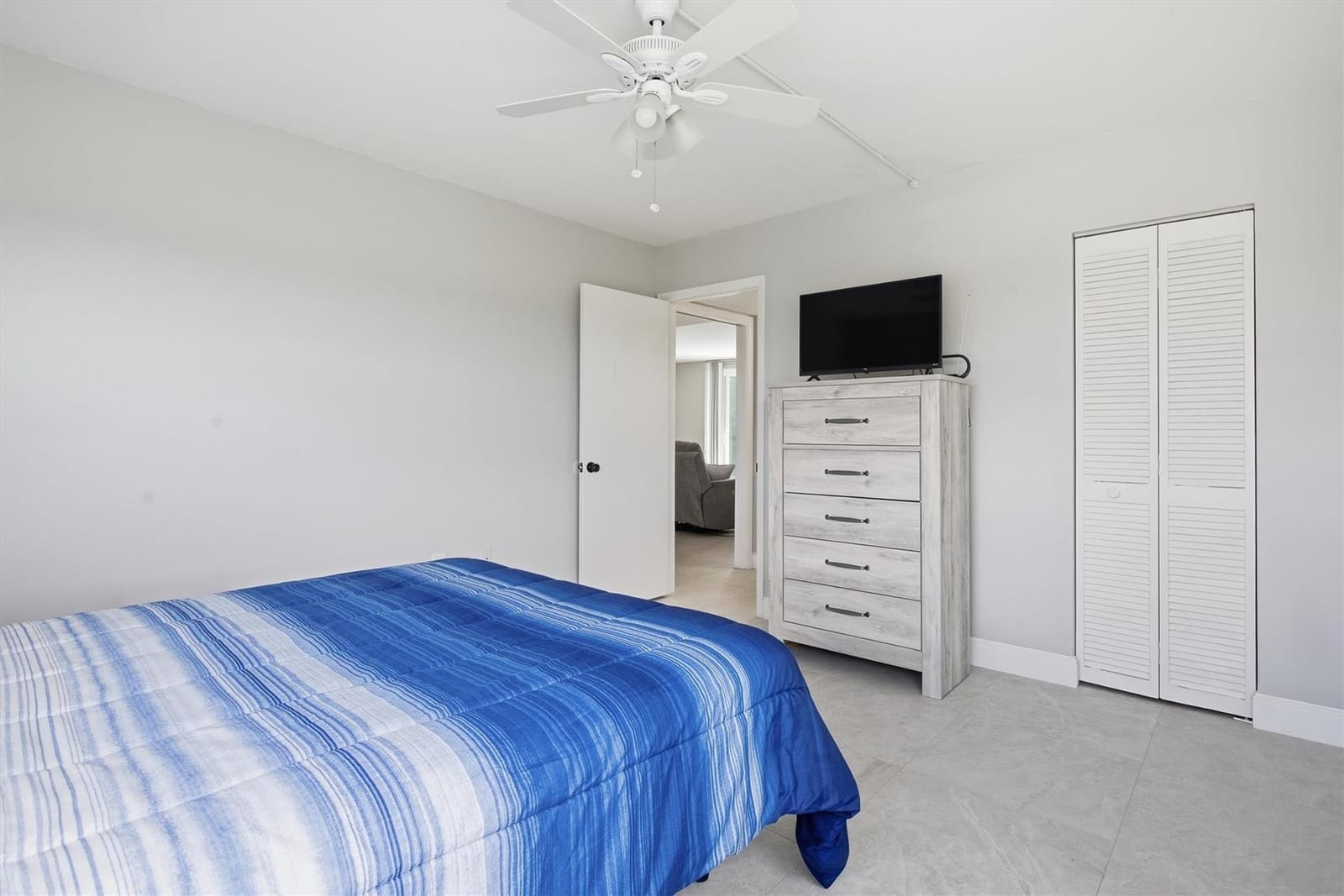 3910 Inverrary Boulevard 708-B, Lauderhill, FL 33319 photo 25
