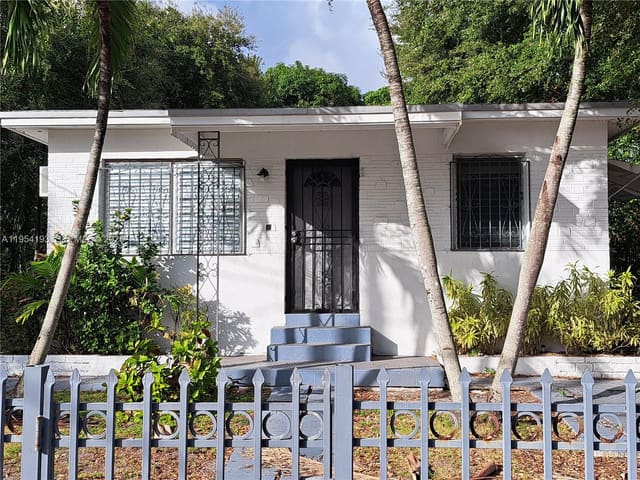 71 NE 67th Street, sold in Pramar, Miami, FL