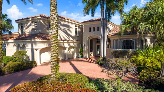 7571 Porto Vecchio Place, Delray Beach, FL 33446