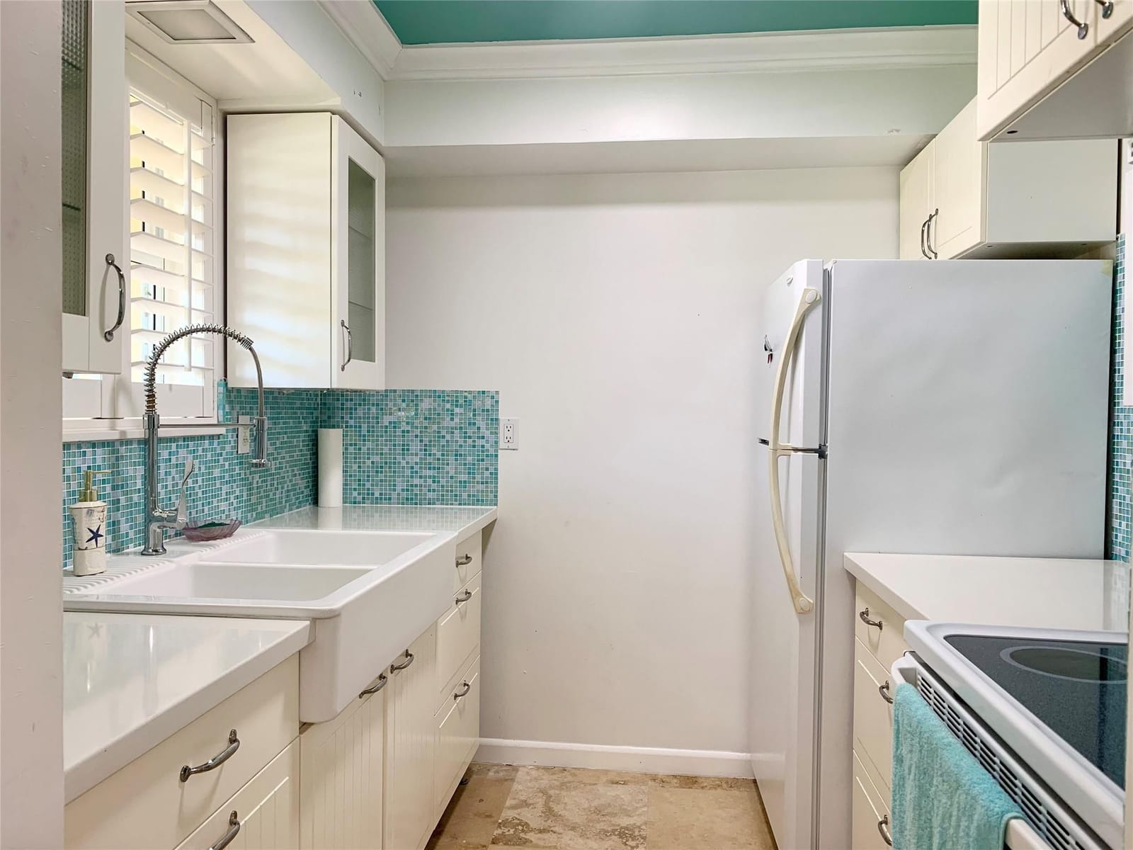 930 Osceola Drive 2 — photo 4