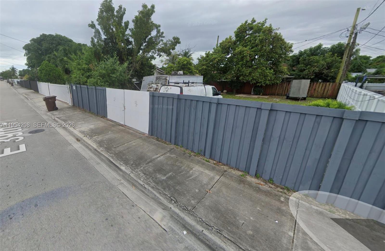 39 E St, Hialeah, FL 33013, Hialeah