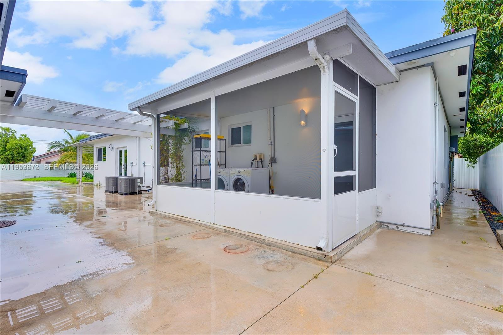 2247 NW 2nd Street, Miami, FL 33125 photo 29