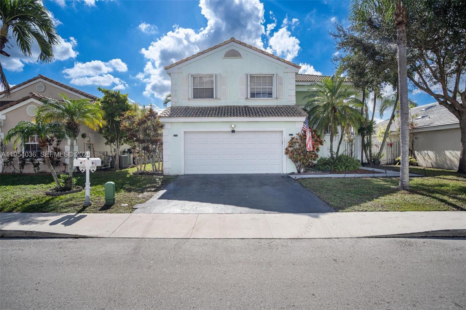 13930 Oak Ridge Drive, Davie, FL 33325, Davie