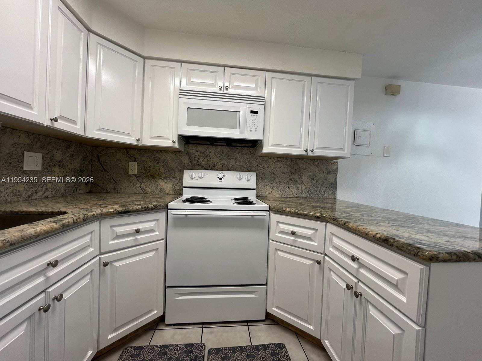 1824 Monroe Street 1 — photo 12