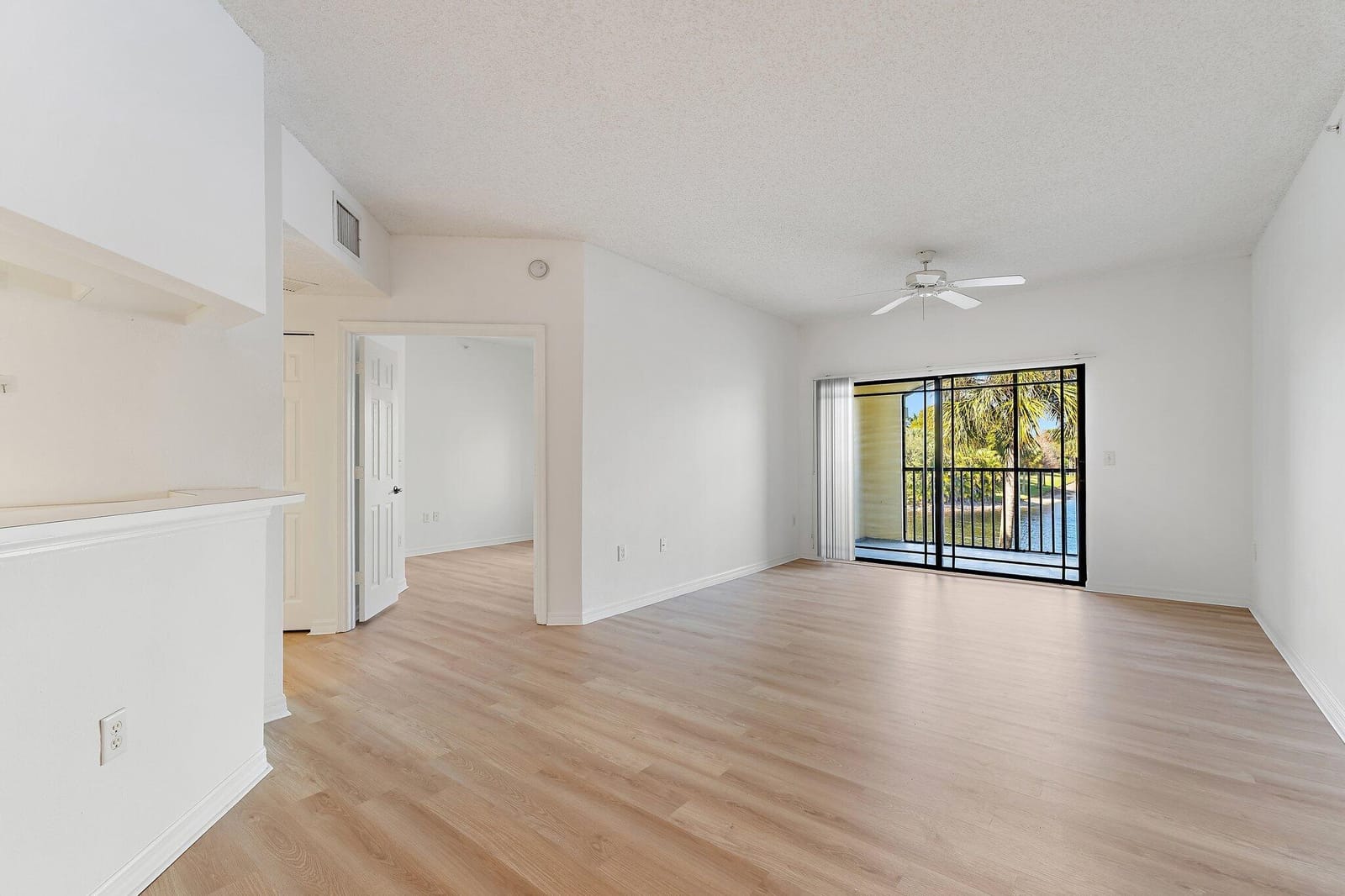 2729 Anzio Court 203 — photo 12