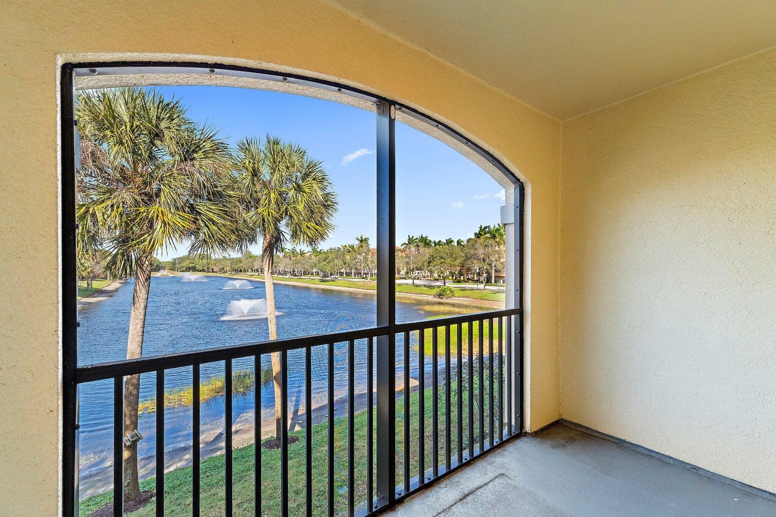 2729 Anzio Court 203, Palm Beach Gardens, FL 33410 photo 16