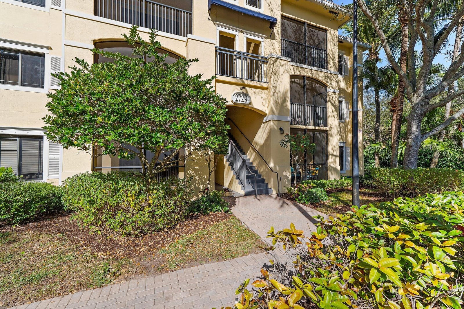 2729 Anzio Court 203 — photo 5
