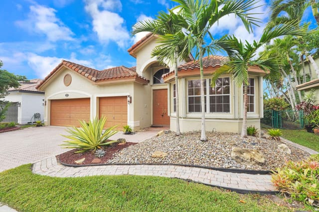 3542 SW 175th Avenue, sold in Silver Lakes PH Iii Rep, Miramar, FL
