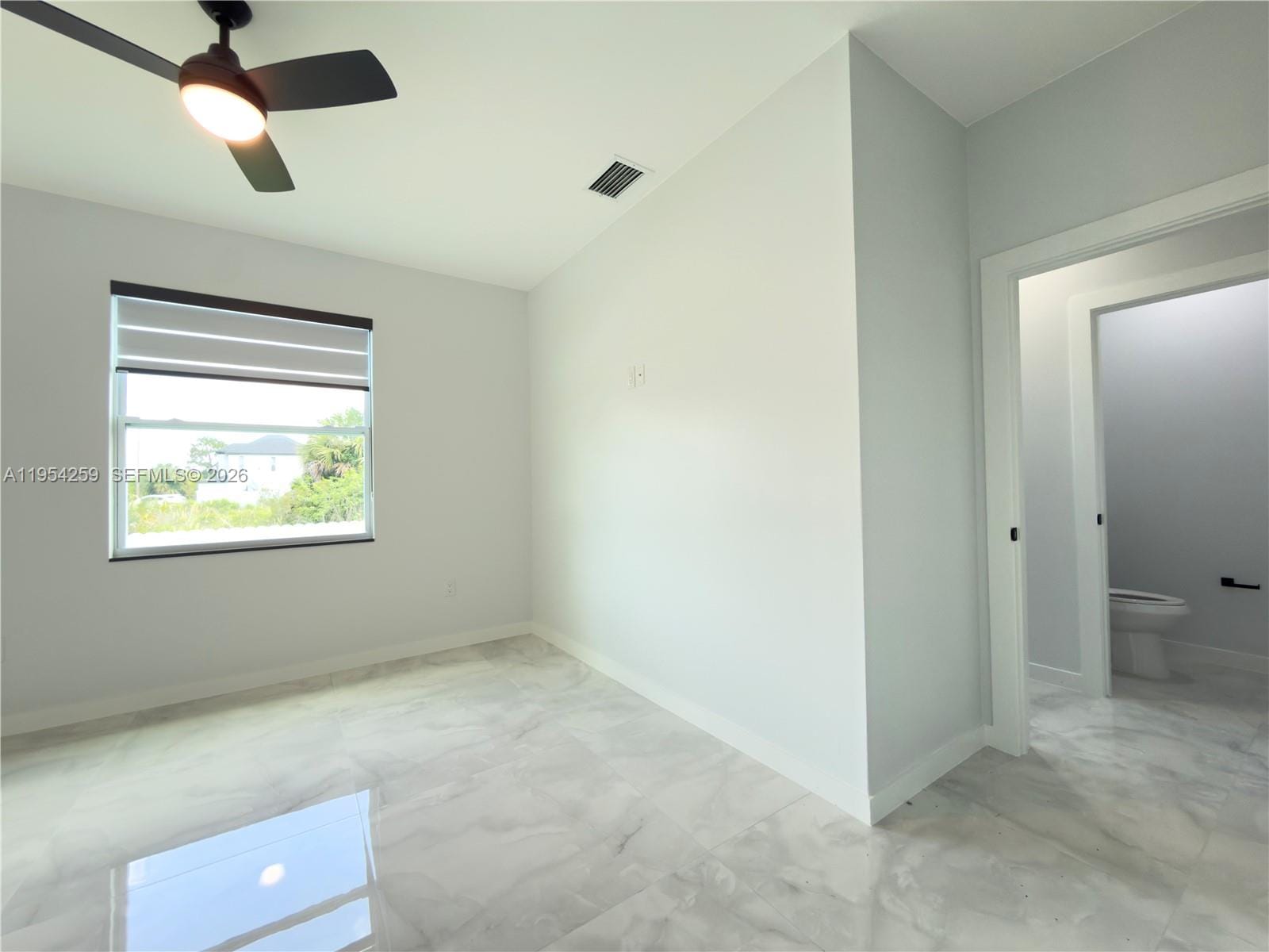 1111 Gunby Avenue S — photo 8