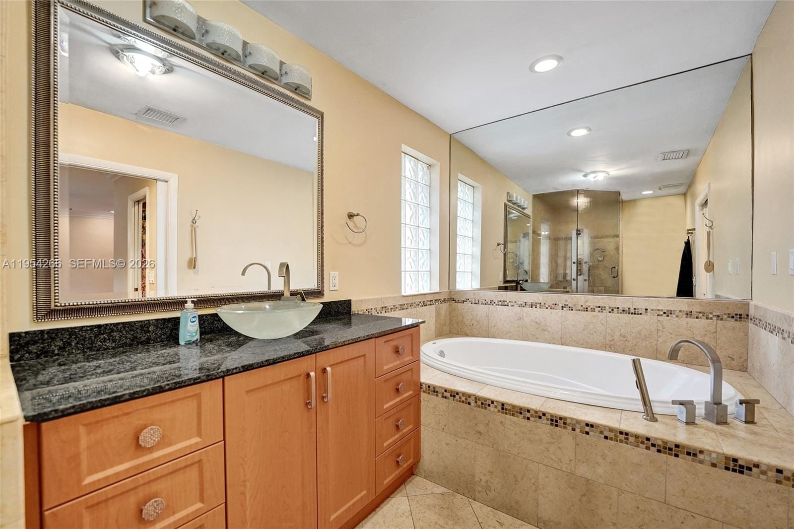 3671 N 47th Avenue, Hollywood, FL 33021 photo 16