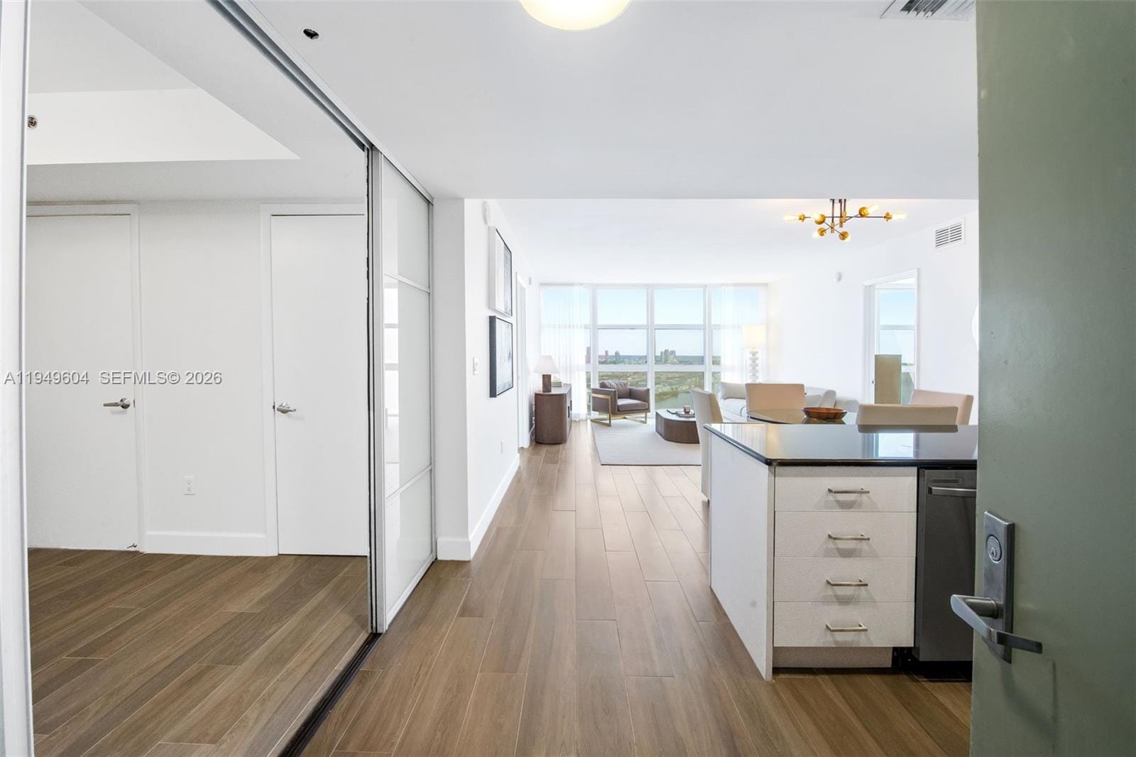50 Biscayne Boulevard 3904 — photo 2