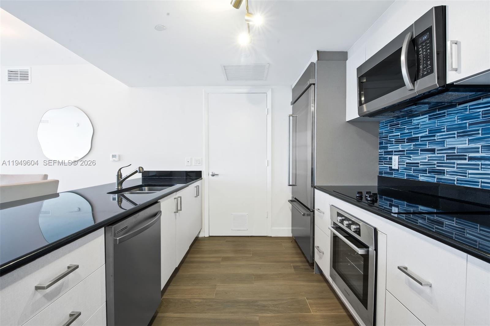50 Biscayne Boulevard 3904 — photo 4