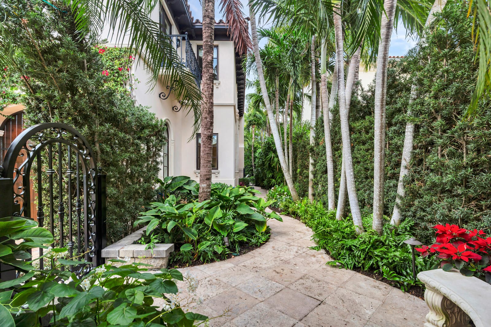 261 Seminole Avenue — photo 4