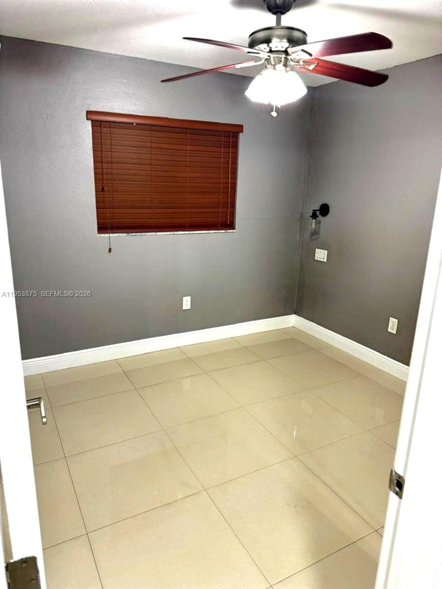 5461 W 24th Avenue 25 — photo 2