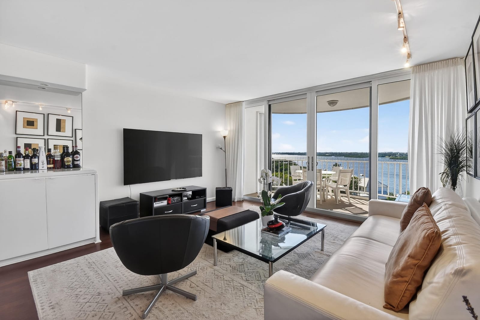 2295 S Ocean Boulevard 816 — photo 2