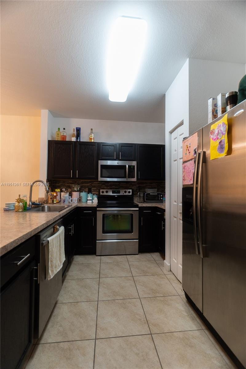 3542 NW 29th Court, Lauderdale Lakes, FL 33311 photo 3