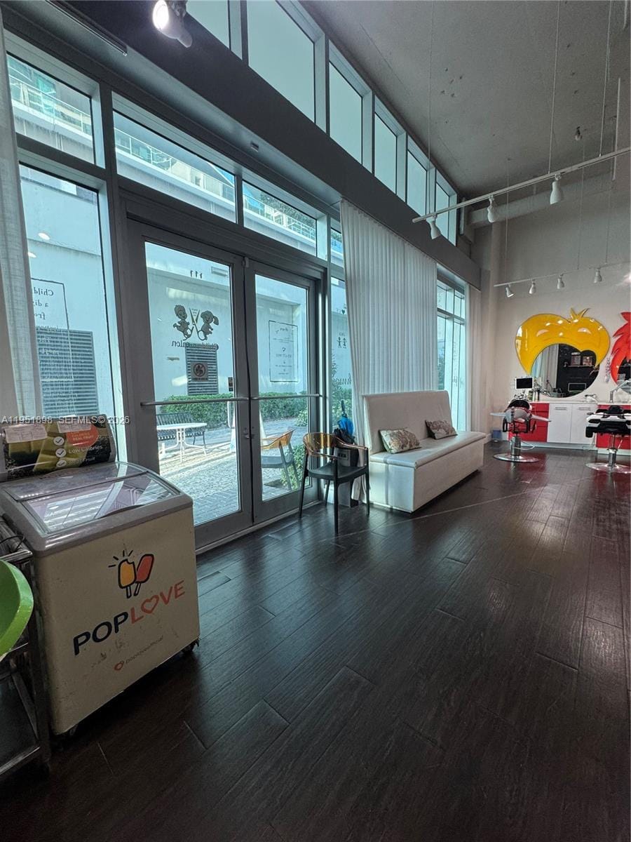 000 NE Confidential, Miami, FL 33137 photo 16