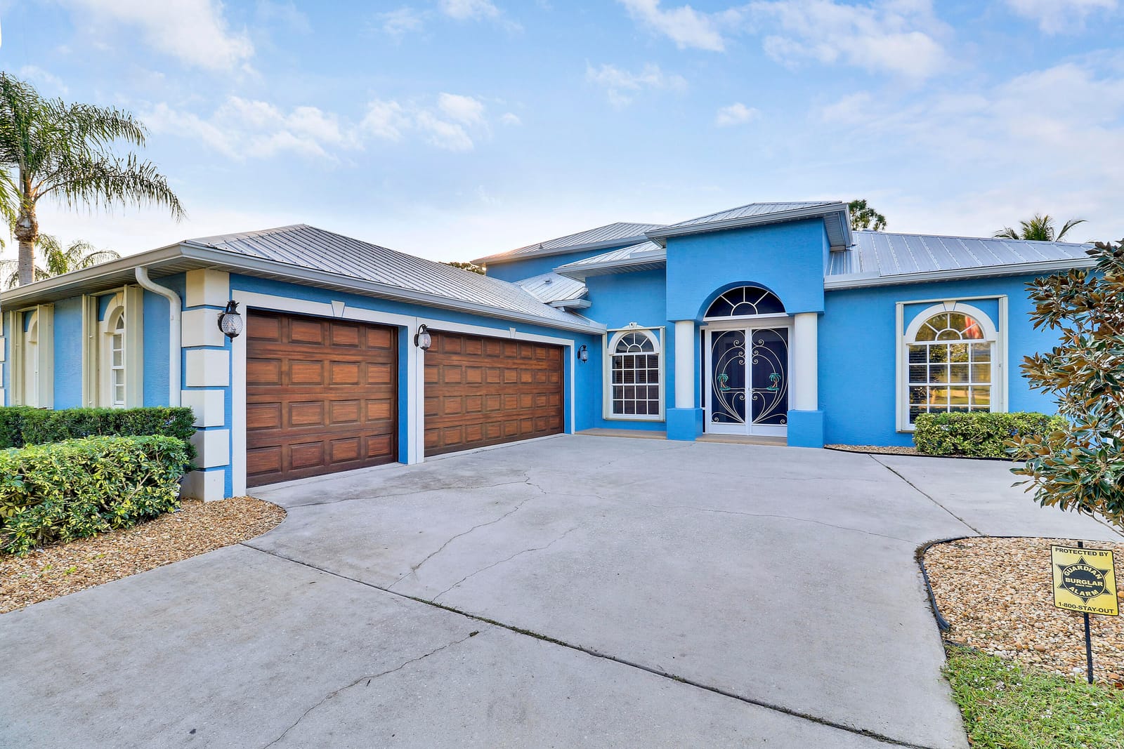 2260 NW Windemere Drive, Jensen Beach, FL 34957 photo 2