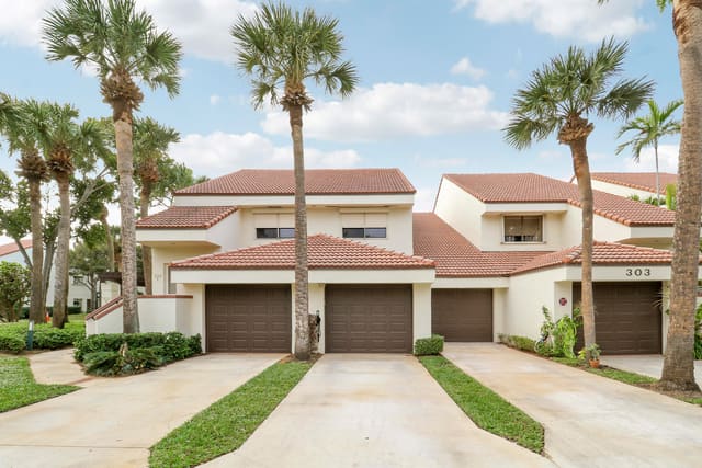 303 Sea Oats Drive A, sold in Sea Oats Of Juno Beach Condo, Juno Beach, FL