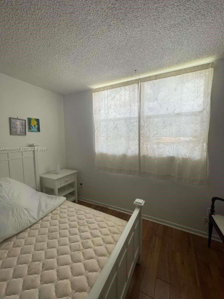 2860 Somerset Drive 405K — photo 2