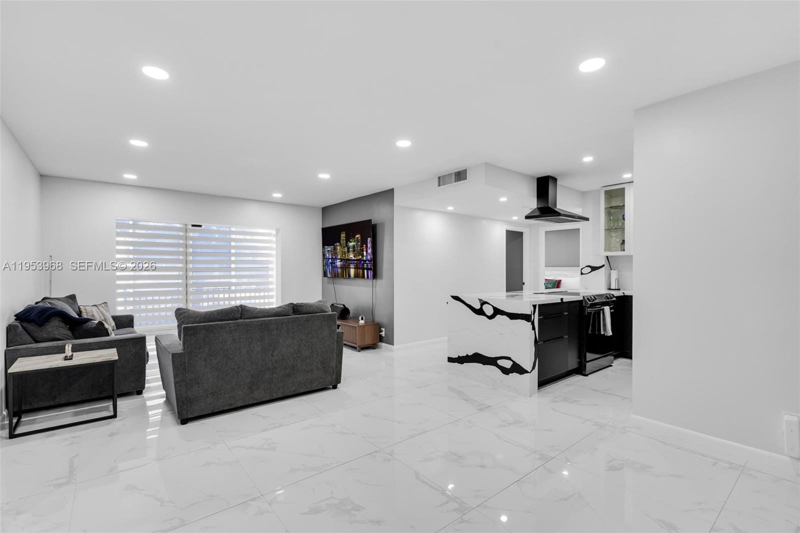 3800 Hillcrest Drive 203 — photo 6