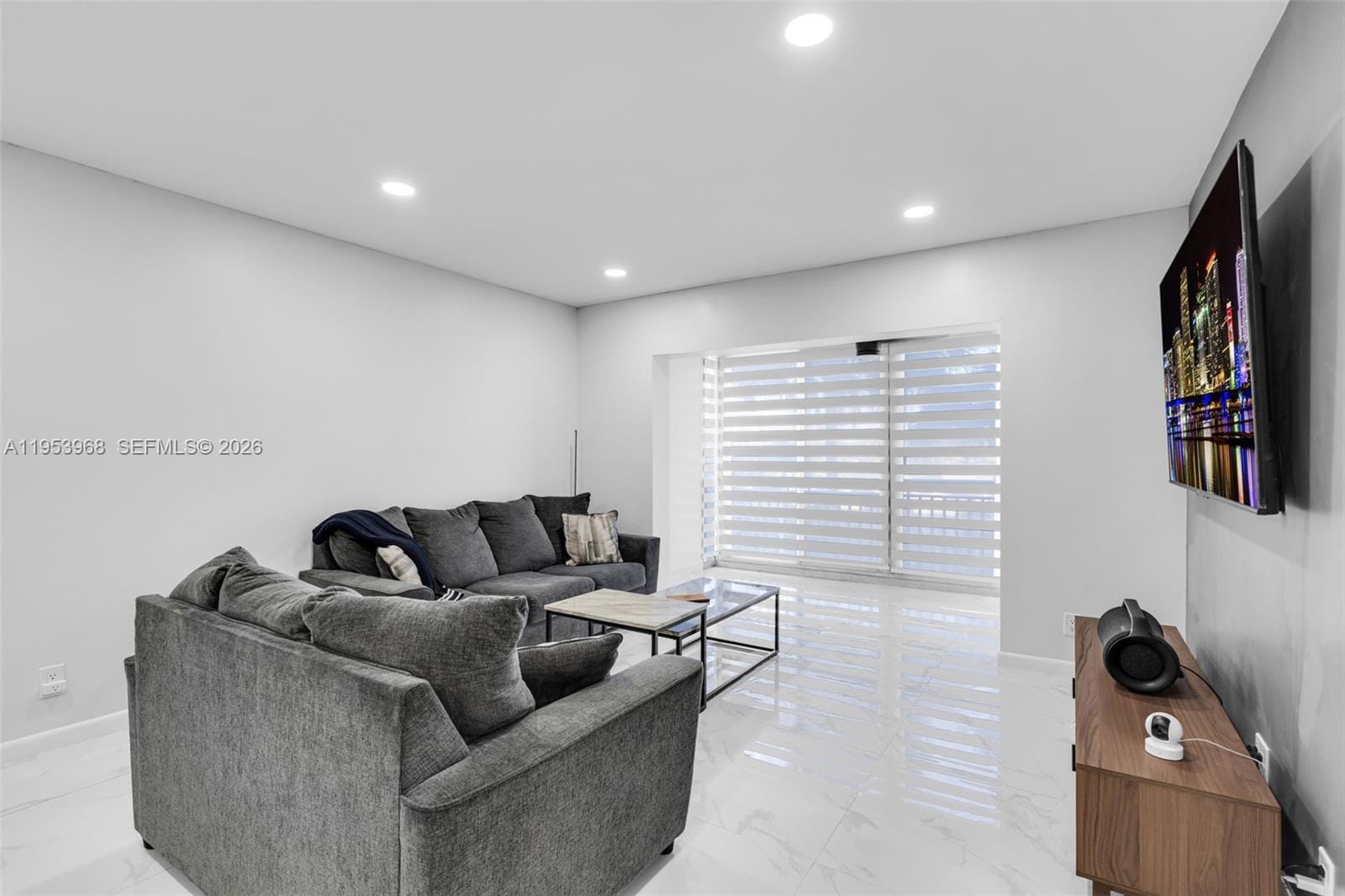 3800 Hillcrest Drive 203 — photo 7