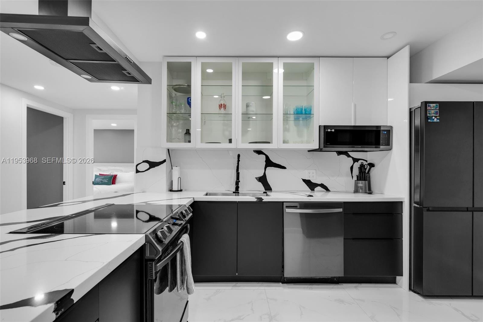 3800 Hillcrest Drive 203 — photo 10