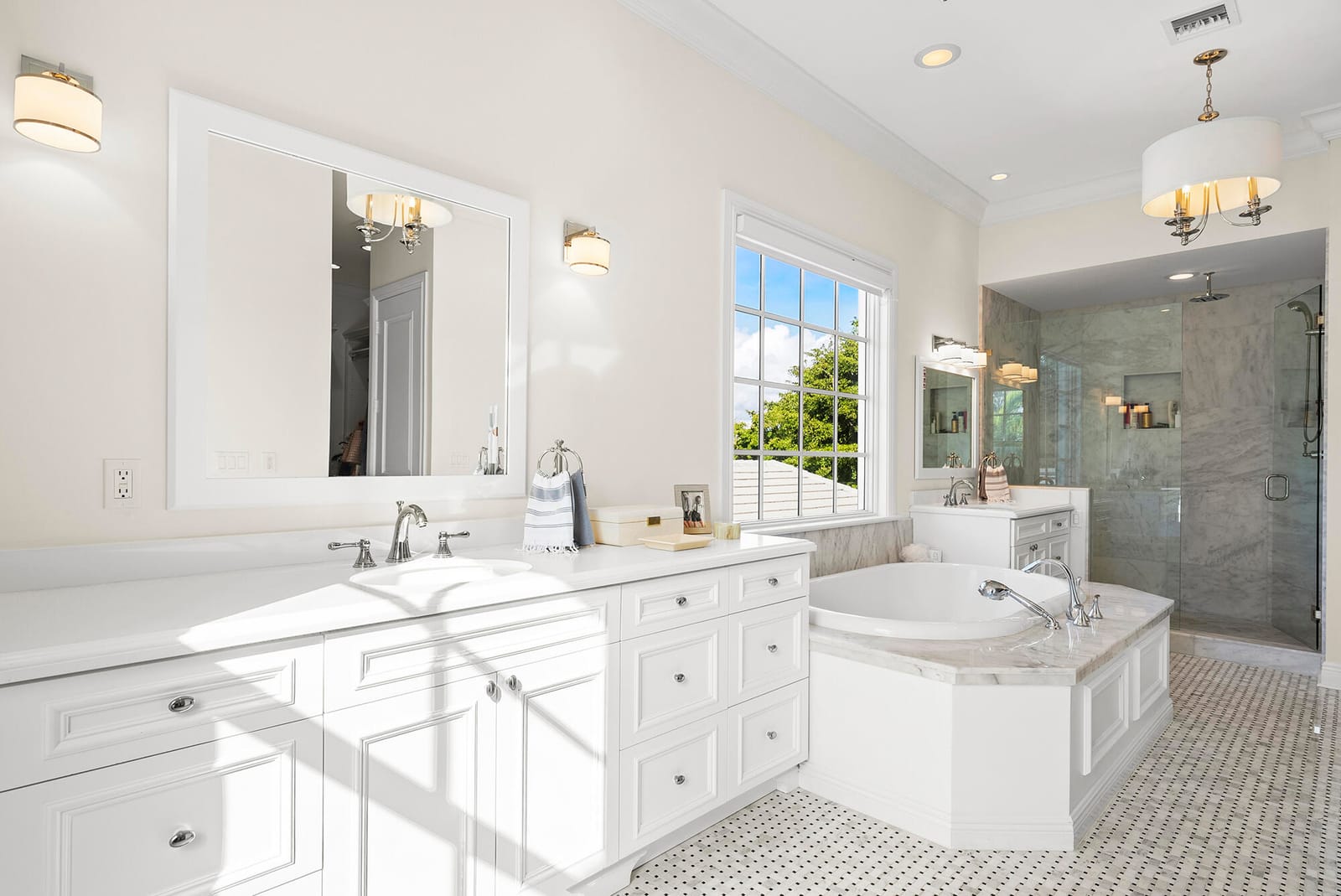 124 Forest Hill Boulevard, West Palm Beach, FL 33405 photo 22