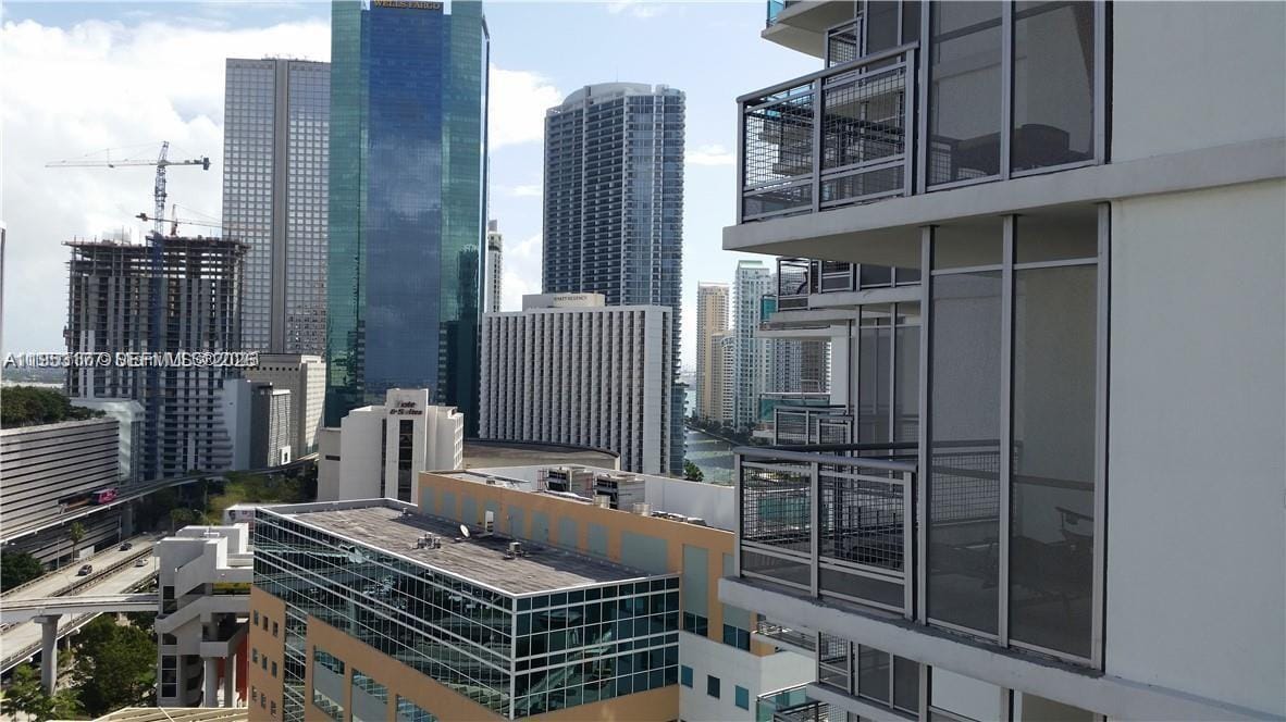350 S Miami Avenue 1907, Miami, FL 33130 photo 5