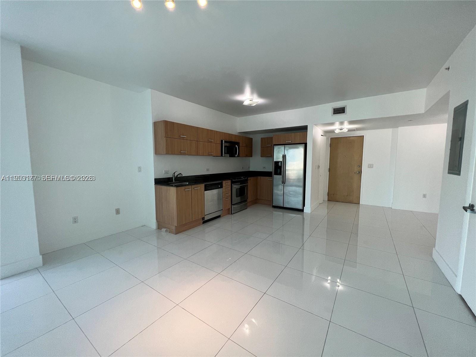 350 S Miami Avenue 1907, Miami, FL 33130 photo 7