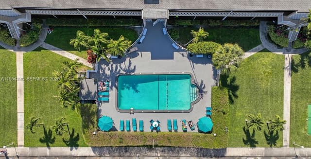 900 Atlantic Shores Boulevard 133, Hallandale Beach, FL 33009