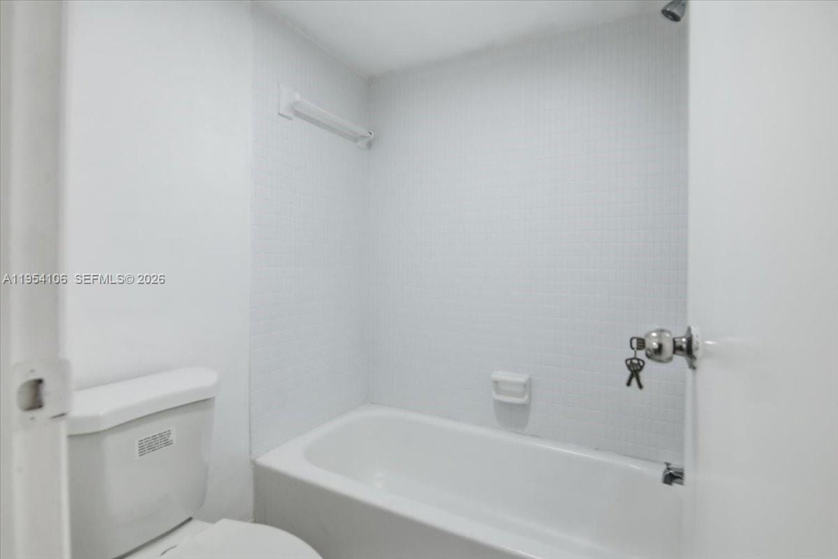 6101 N Falls Cir Drive 309, Lauderhill, FL 33319 photo 19