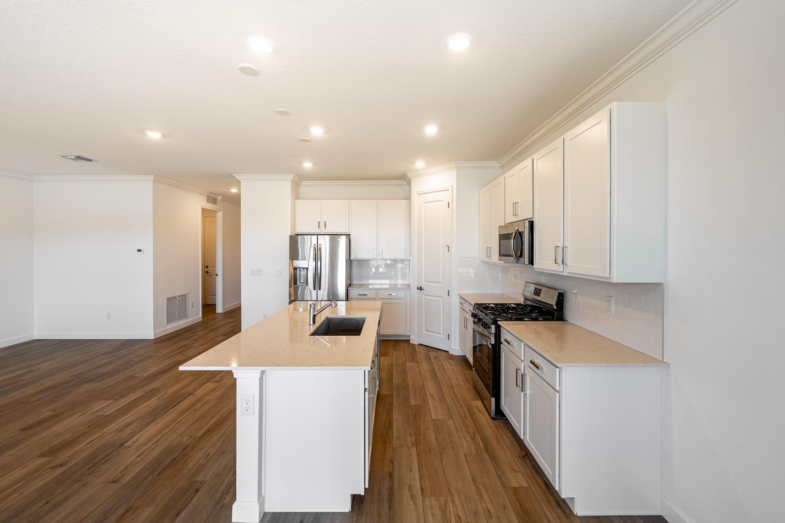 6850 NW Kestrel Lane — photo 12