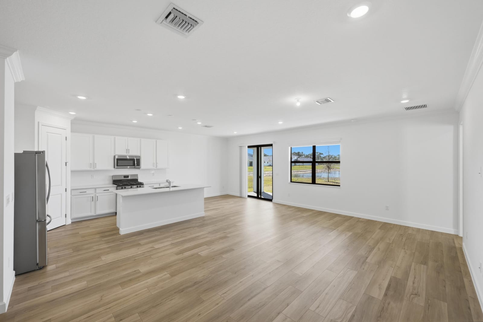 6850 NW Kestrel Lane — photo 8