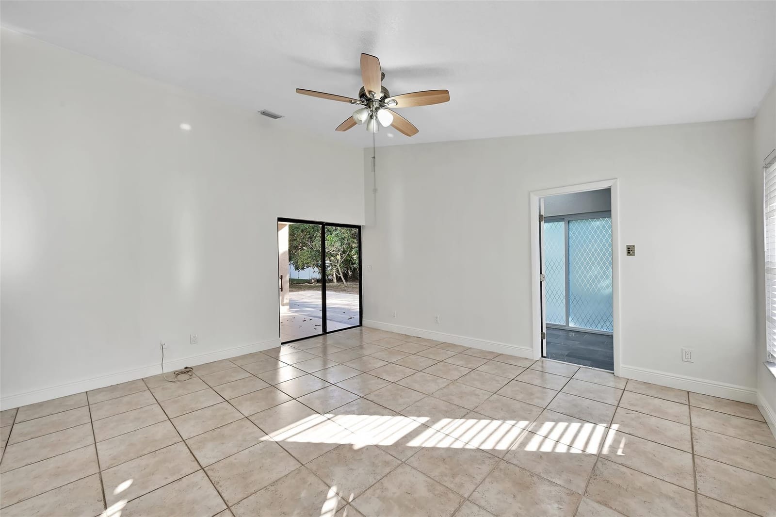 11136 NW 1st Place, Coral Springs, FL 33071 photo 21