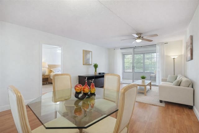 2650 NW 49th Avenue 320, Lauderdale Lakes, FL 33313