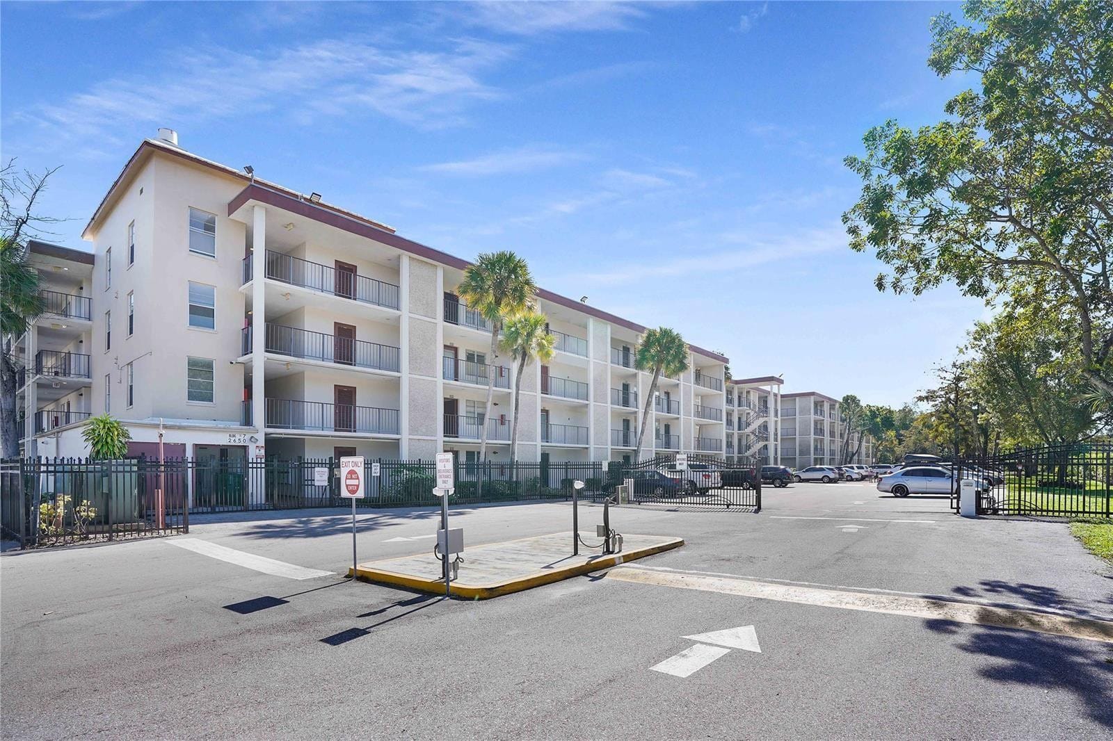 2650 NW 49th Avenue 320, Lauderdale Lakes, FL 33313 photo 16